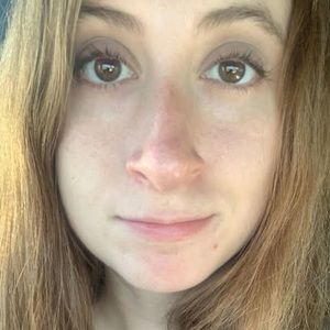 Meet your Posher, Corynne